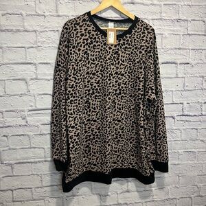 NWT Sunshine & Rodeos 3x Chic Leopard Print Crew Neck Sweater